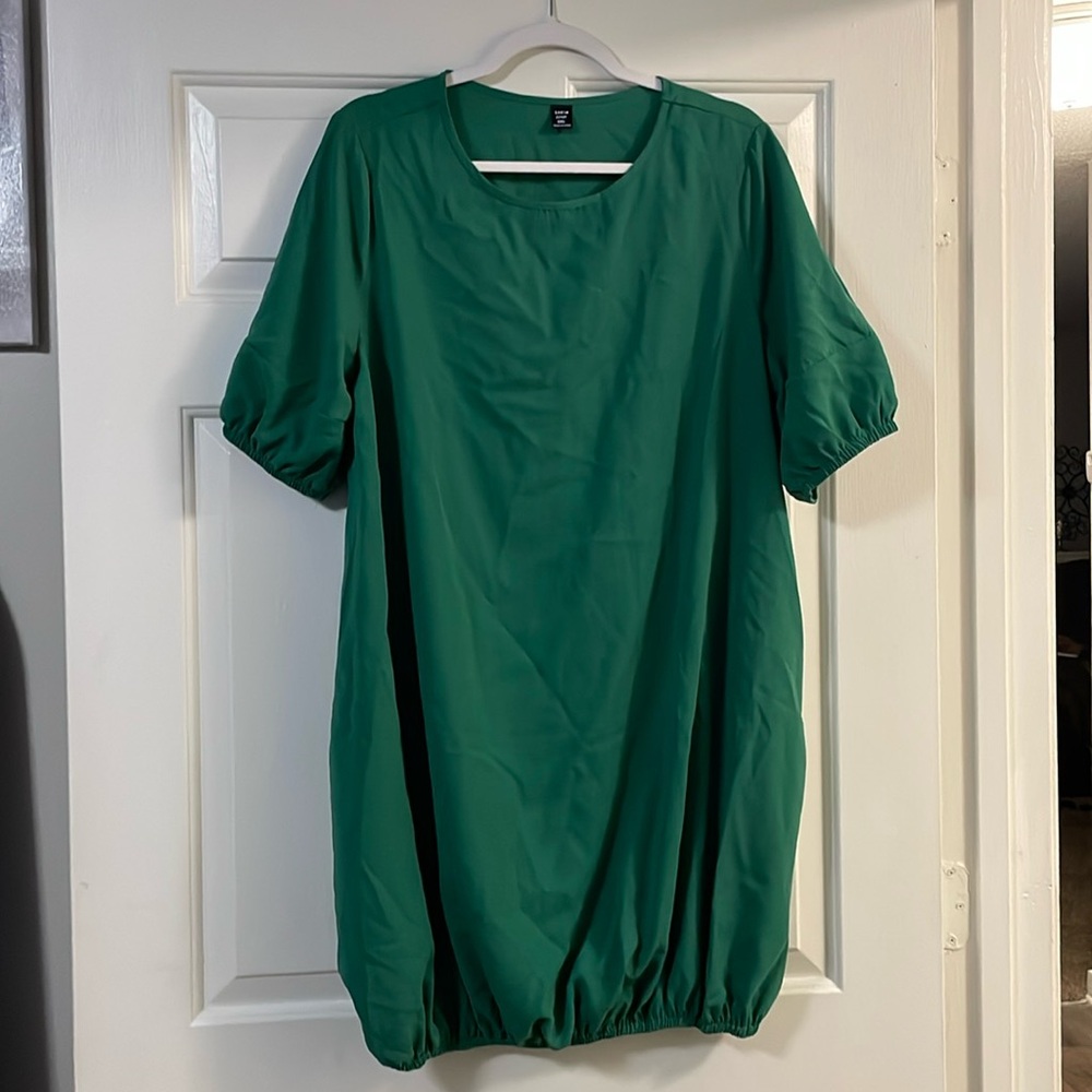 NEW SHEIN CURVY BALLOON DRESS WITH POCKETS NEW NEVER WORN 0XL